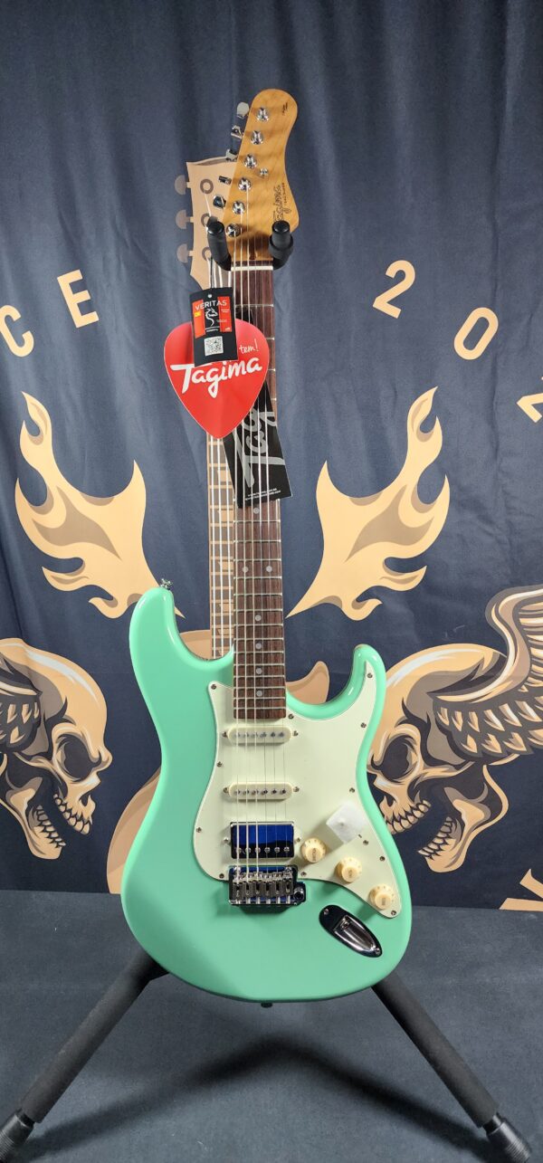 Tagima T-640 / Hard Case Combo